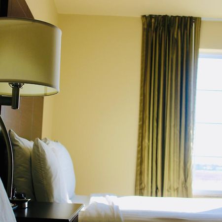 Cobblestone Hotel & Suites - Devils Lake Kültér fotó