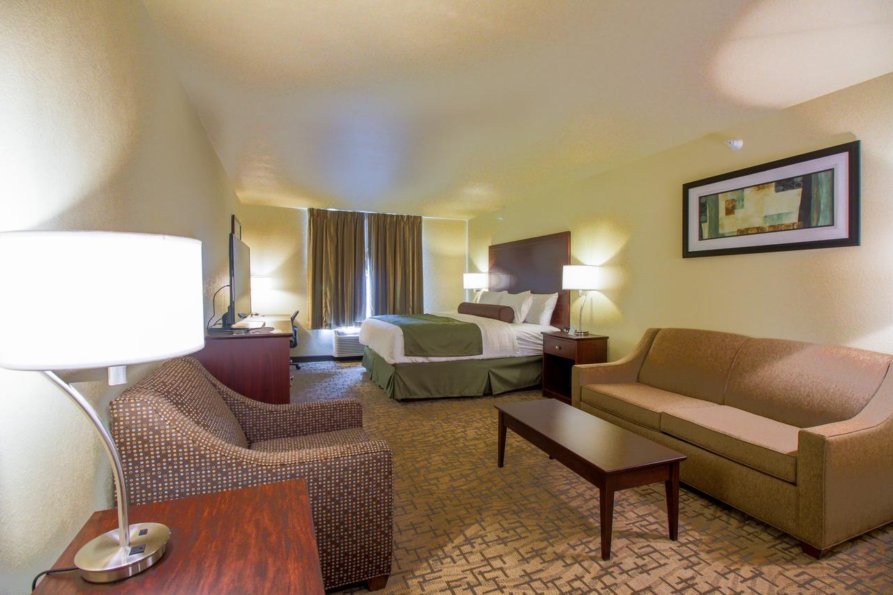 Cobblestone Hotel & Suites - Devils Lake Kültér fotó